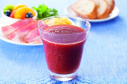 コープ　トマトジュース食塩無添加 ９００ｇ