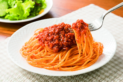 コープ　牛肉と野菜を煮込んだミートソーススパゲッテ １食入