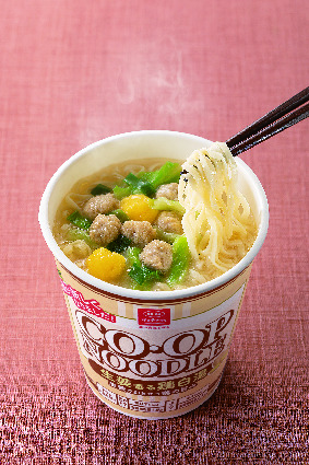 コープ　ヌードル生姜鶏白湯 ７１ｇ
